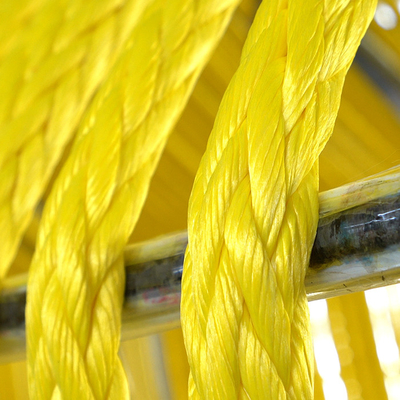 Κίνα 12 νήματα UHMWPE αγκυροδεμένο σχοινί για τη βαριά ναυτιλιακή βιομηχανία με υψηλή αντοχή