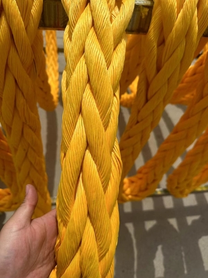 Δύο πλεγμένα σχοινιά UHMWPE Πολυστερικό κάλυμμα 56mmx240m με πλεγμένο βρόχο