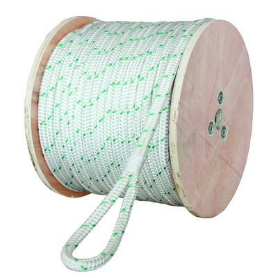 Δύο πλεγμένα νάιλον σχοινιά 4 mm-56 mm για θαλάσσια αγκυροβολία και ρυμούλκηση