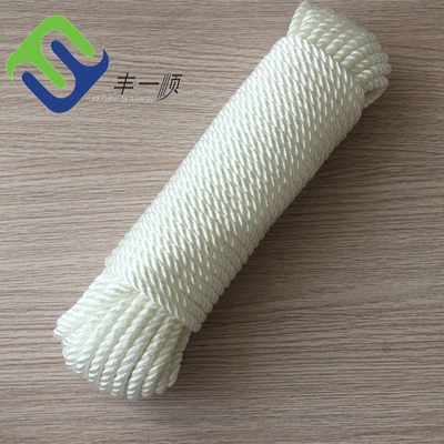 Υψηλής τεντώσεως 3 ράβδους Τραβηγμένο 4mm-60mm Nylon Ship Mooring Rope Πολυαμίδιο Πλοίο ιστιοπλοΐας